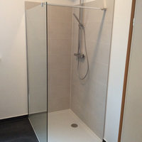 moderne Dusche von TEJM BAU