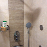 neue Duscharmaturen eingebaut