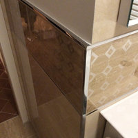 gefliestes Badezimmer